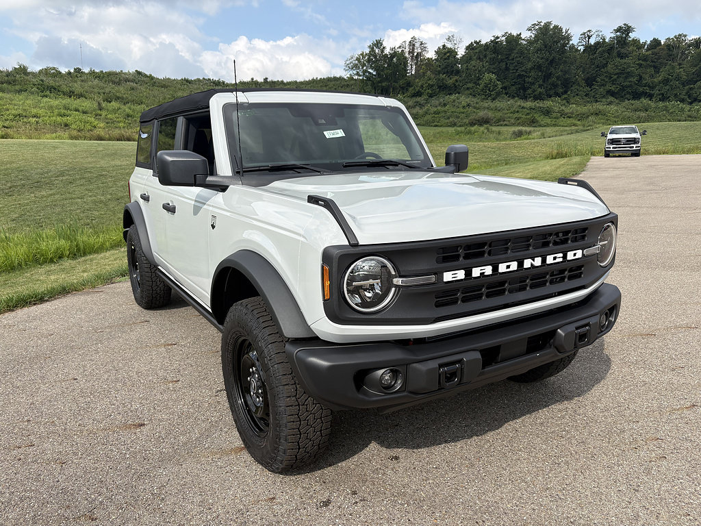 New 2026 Ford Bronco Big Bend w/ Black Diamond Package AWD/4WD image 7