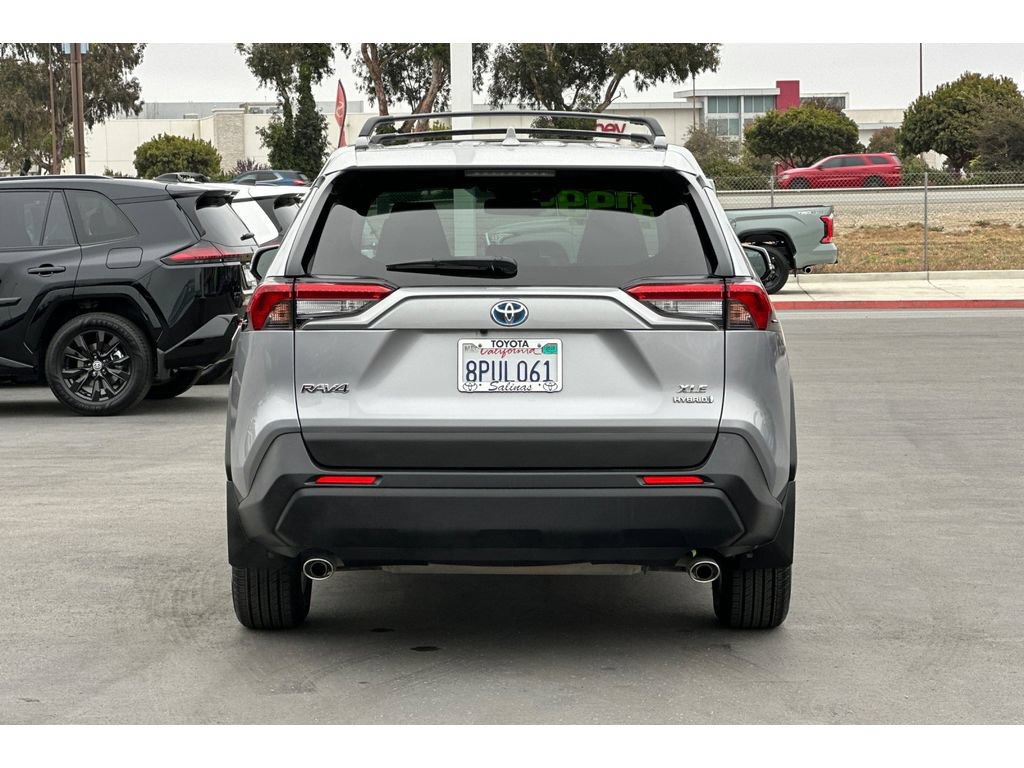 Certified 2020 Toyota RAV4 XLE w/ Convenience Package AWD/4WD image 5