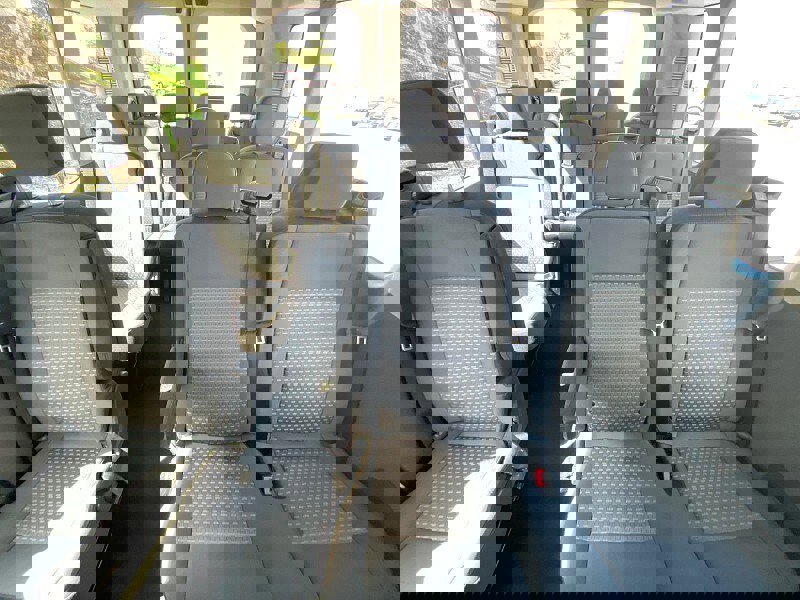 Used 2023 Ford Transit 350 XLT image 26