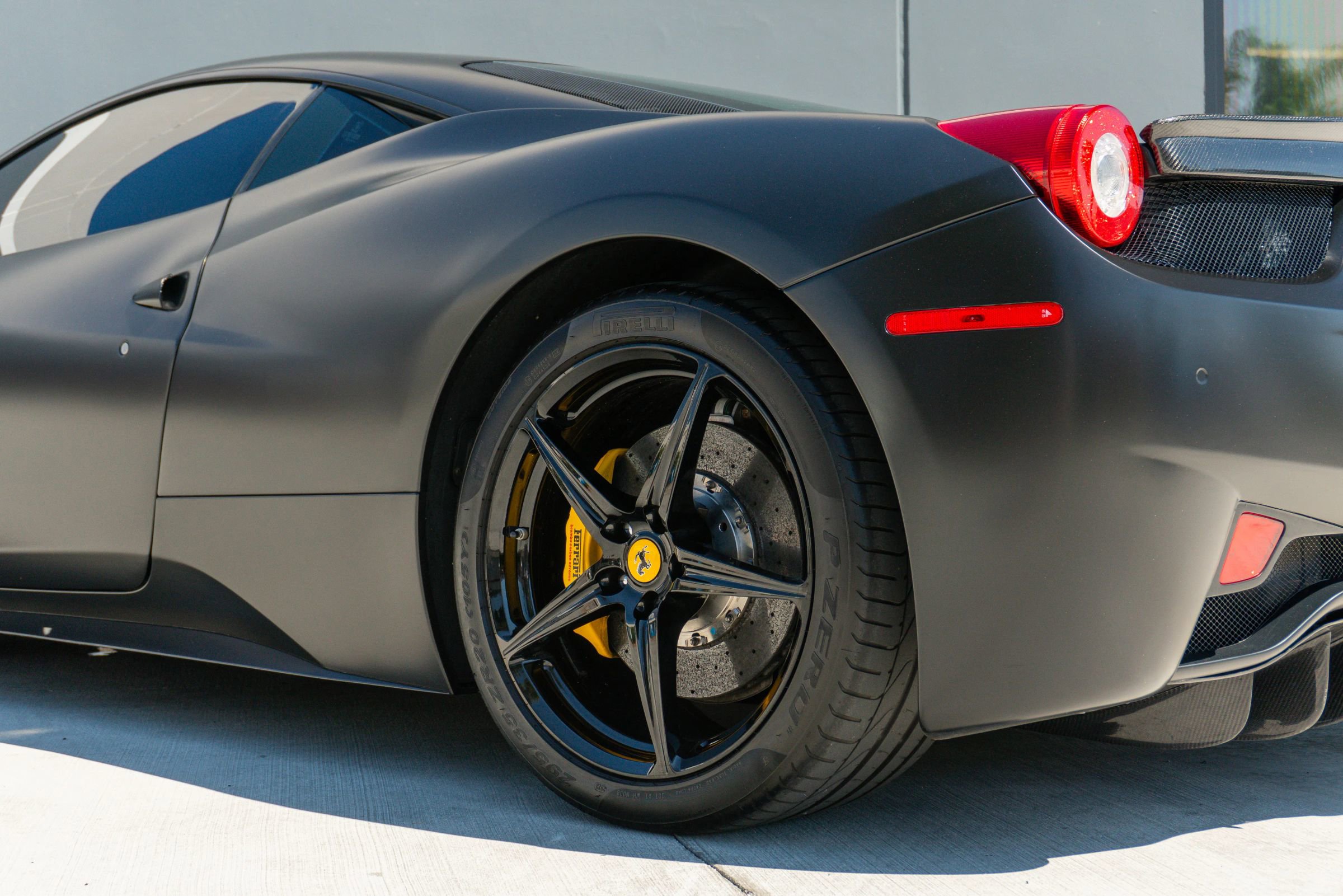 Used 2012 Ferrari 458 Italia Coupe image 46