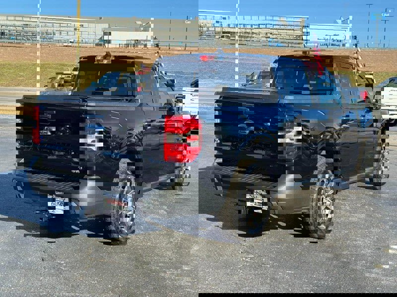 Used 2022 Ford Maverick XLT w/ Equipment Group 300A Standard image 3