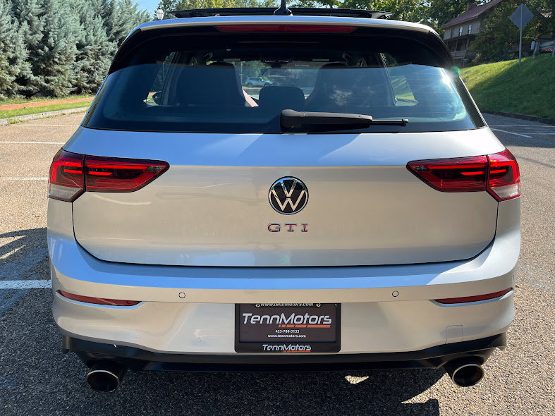 Used 2022 Volkswagen GTI SE FWD image 44