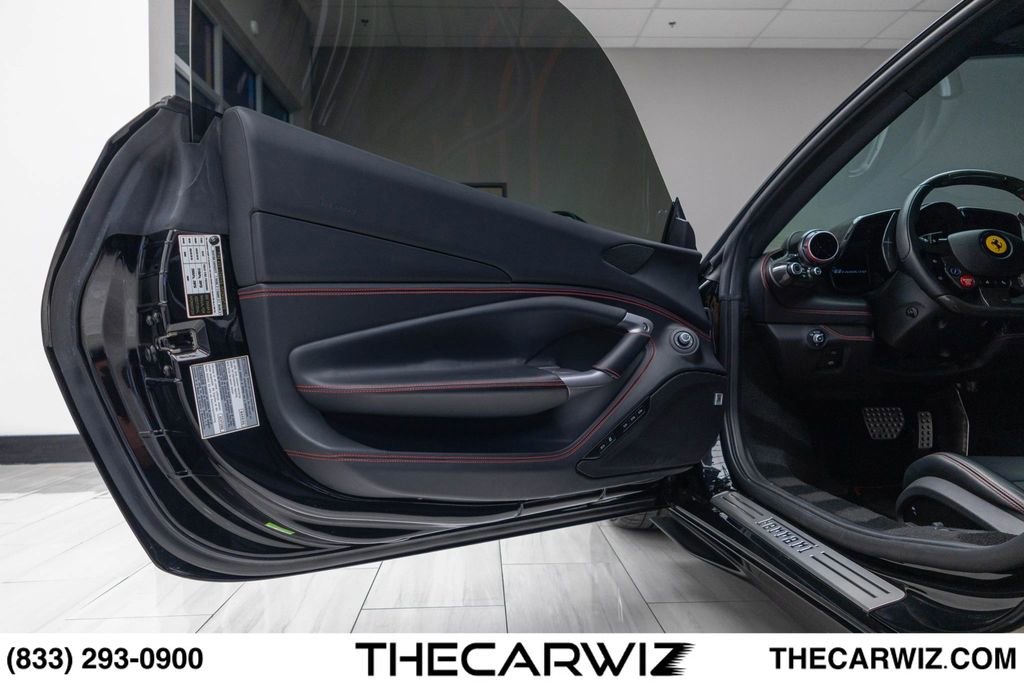 Used 2021 Ferrari F8 Tributo RWD image 54