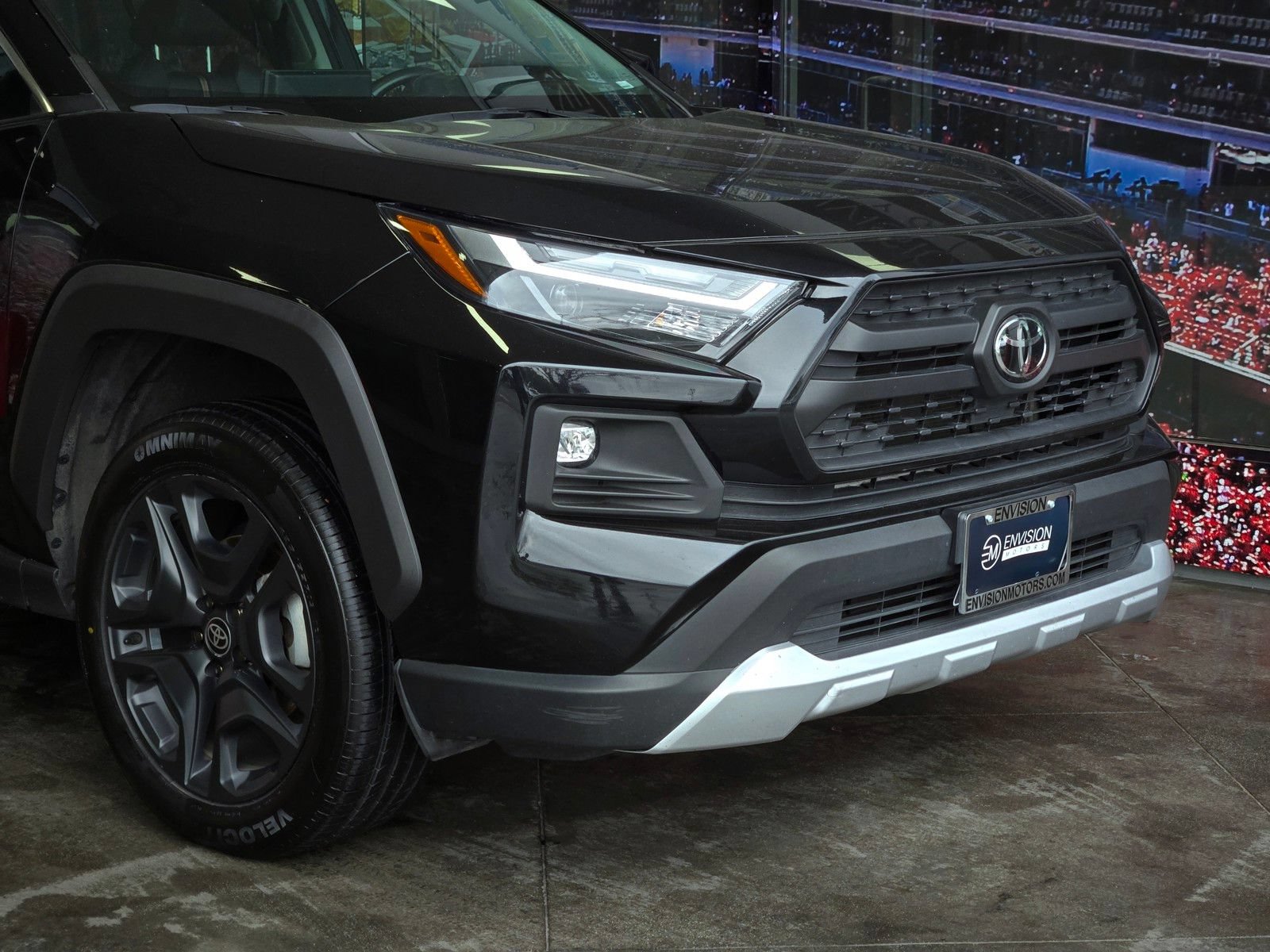 Used 2024 Toyota RAV4 Adventure AWD/4WD image 2