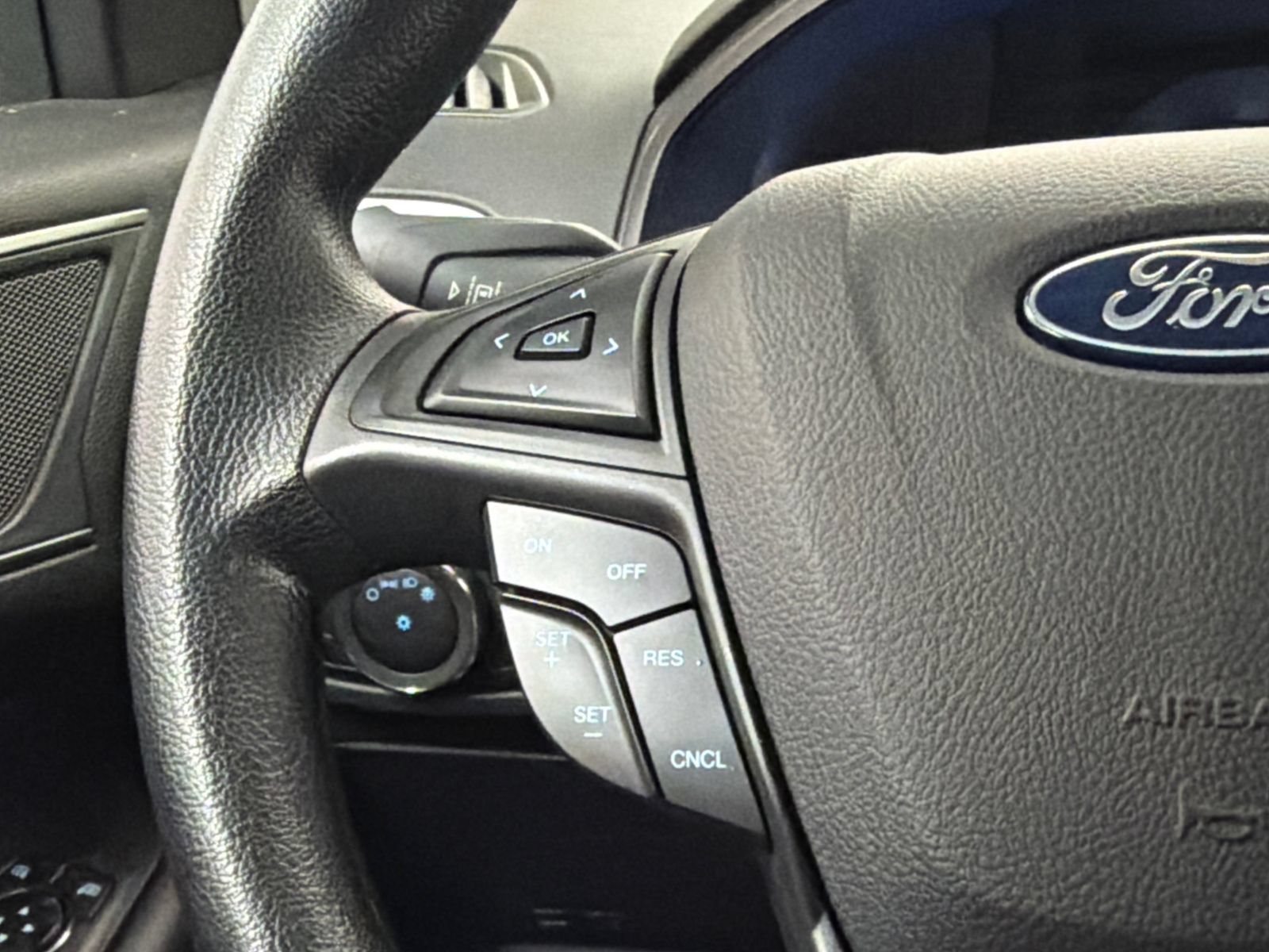 New 2024 Ford Edge SE AWD/4WD image 19