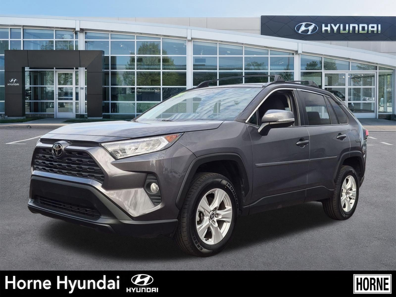 Used 2021 Toyota RAV4 XLE w/ Carpet Mat Package (TMS)