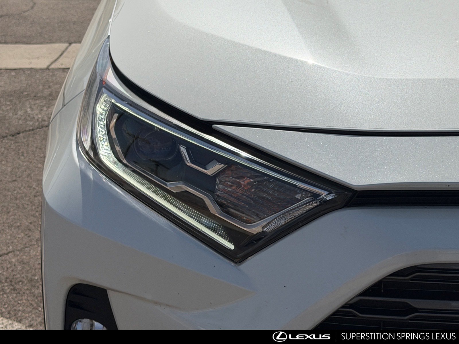 Used 2020 Toyota RAV4 Limited AWD/4WD image 11