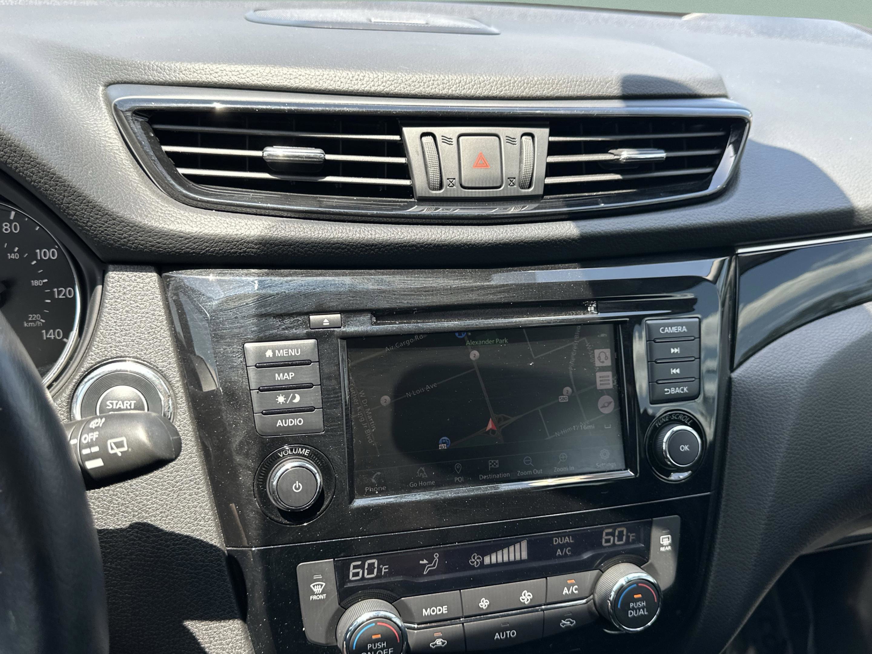 Used 2019 Nissan Rogue Sport SL w/ Premium Package FWD image 26