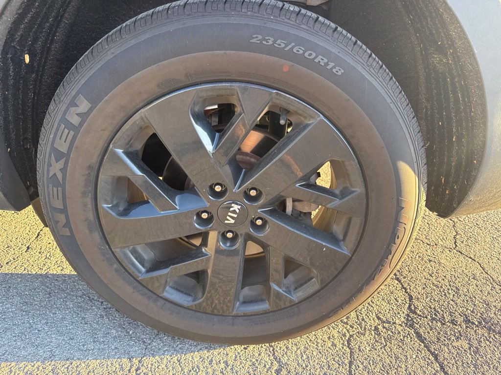 Certified 2021 Kia Sorento S AWD/4WD image 12
