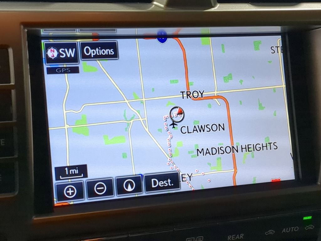 Used 2016 Lexus GX 460 w/ Premium Package image 34