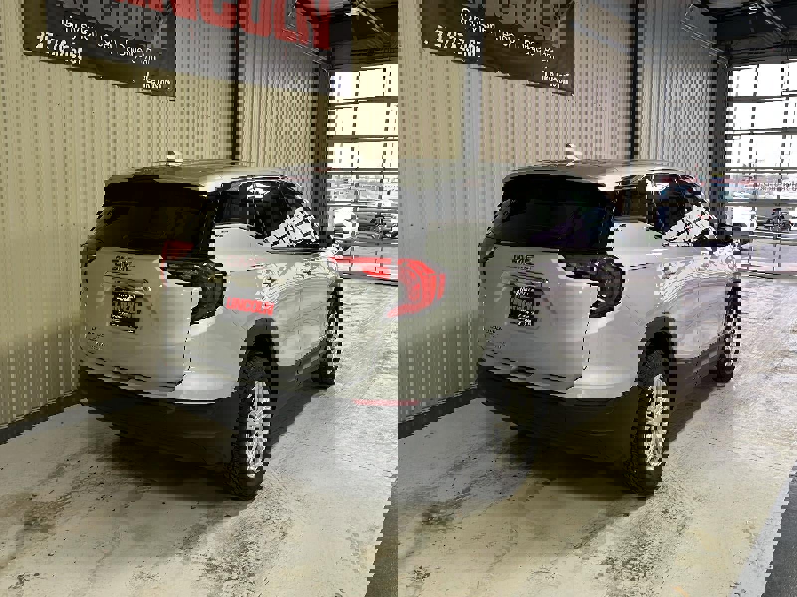 Used 2019 GMC Terrain SLE image 4