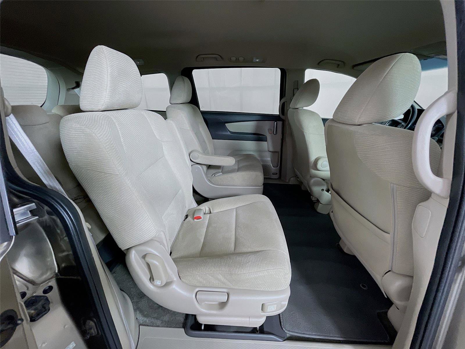 Used 2012 Honda Odyssey LX image 27