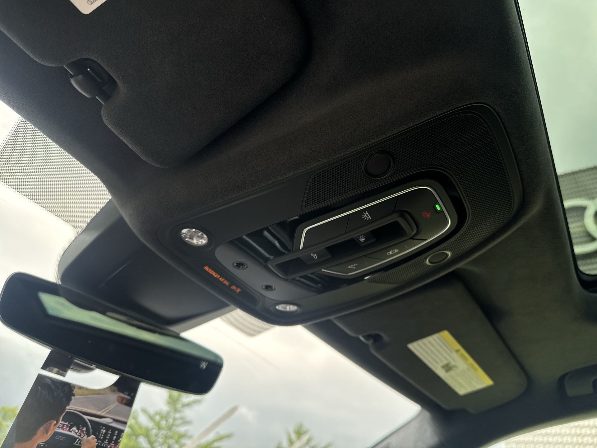 New 2026 Audi SQ8 Prestige AWD/4WD image 7