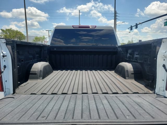 Used 2024 Chevrolet Silverado 1500 LT w/ Z71 Off-Road Package AWD/4WD image 9
