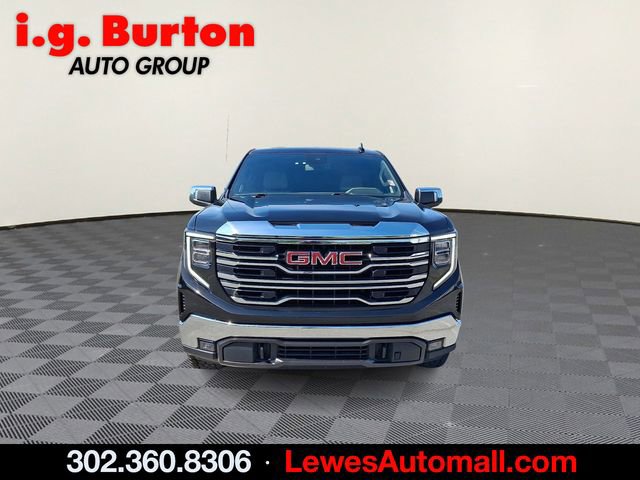 Used 2023 GMC Sierra 1500 SLT w/ SLT Premium Package AWD/4WD image 2