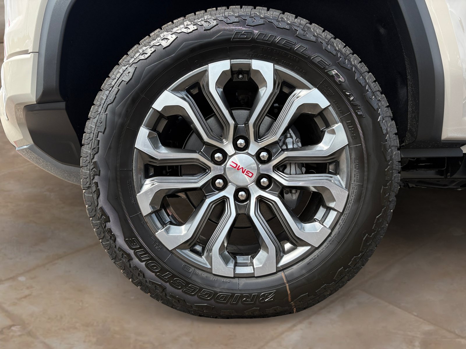 New 2026 GMC Canyon Denali AWD/4WD image 31