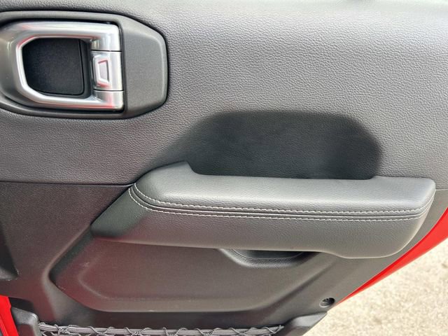 Used 2023 Jeep Wrangler Unlimited Rubicon w/ Cold Weather Group image 25