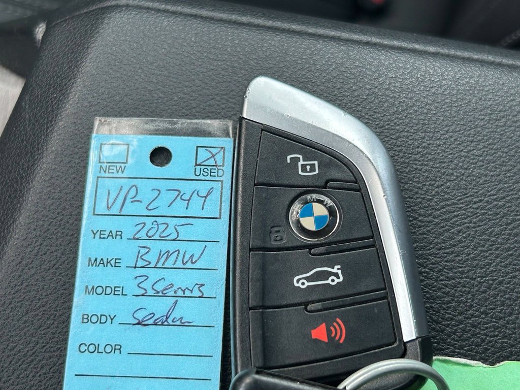 Used 2025 BMW 330i Sedan RWD image 45