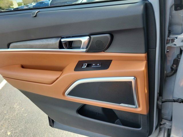 Used 2024 Kia Telluride SX Prestige X-Pro AWD/4WD image 18
