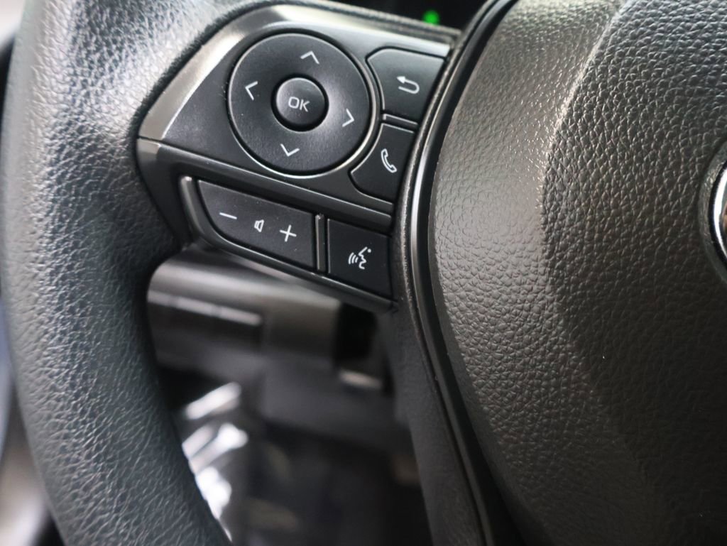 Used 2026 Toyota Corolla LE FWD image 20
