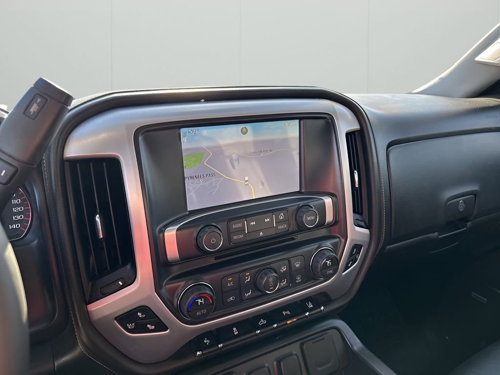 Used 2015 GMC Sierra 1500 SLT w/ SLT Crew Cab Value Package image 33