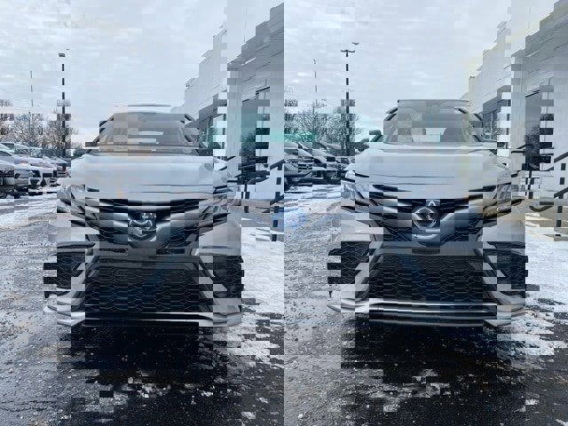 Used 2023 Toyota Camry XSE image 5