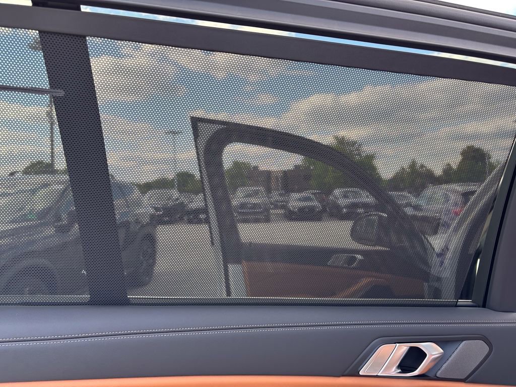 New 2026 BMW X7 xDrive40i AWD/4WD image 37