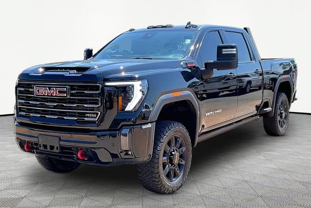 Used 2024 GMC Sierra 2500 AT4 w/ AT4 Premium Plus Package AWD/4WD image 3