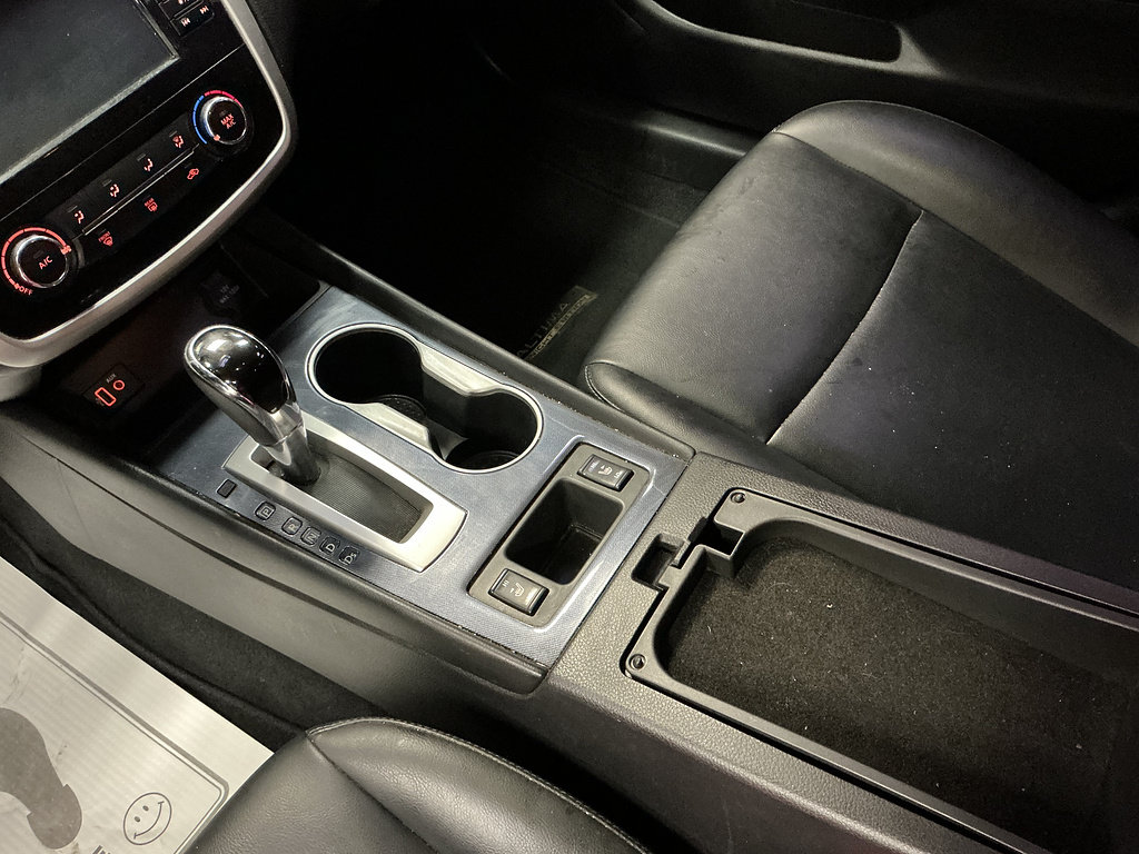 Used 2018 Nissan Altima 2.5 SR w/ SR Midnight Edition FWD image 15