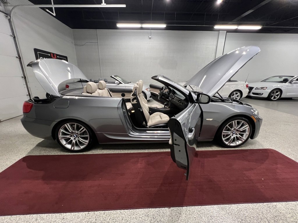 Used 2013 BMW 335i Convertible image 64