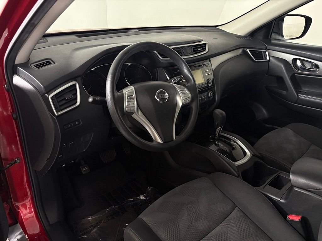 Used 2016 Nissan Rogue S FWD image 16