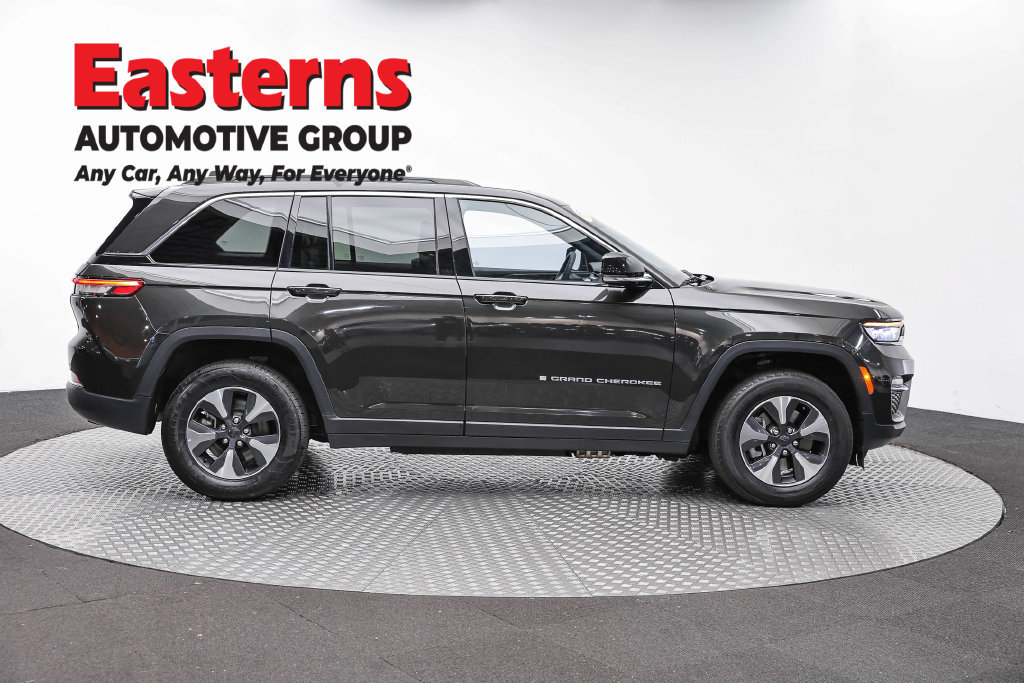 Used 2024 Jeep Grand Cherokee Limited 4xe AWD/4WD image 5