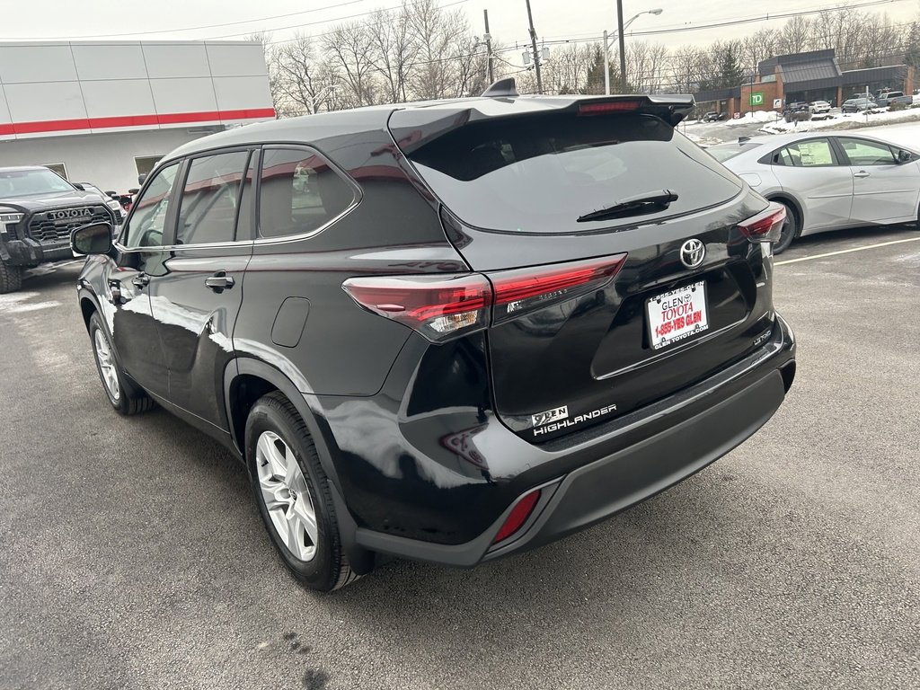 Certified 2025 Toyota Highlander LE image 7