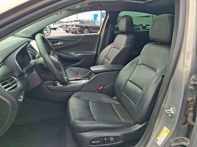 Certified 2018 Chevrolet Malibu Premier w/ Premier Sun and Wheel Package FWD image 14