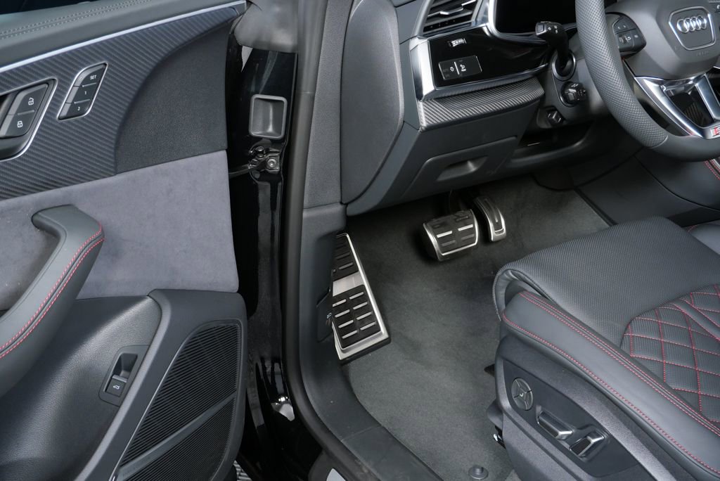 New 2026 Audi SQ8 Prestige image 7