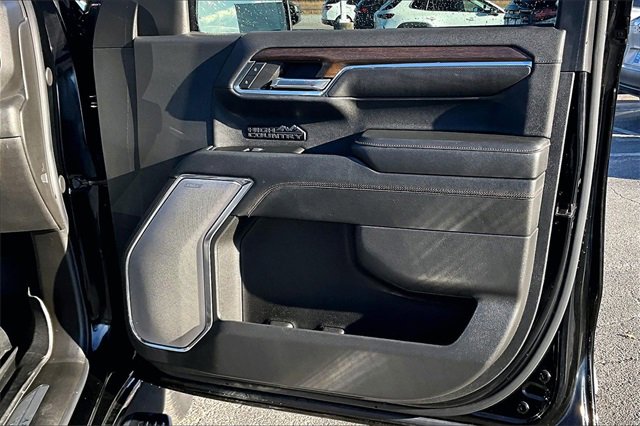 Used 2024 Chevrolet Silverado 1500 High Country w/ Technology Package image 29
