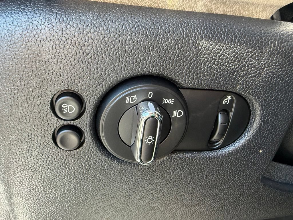 Used 2023 MINI Cooper S FWD image 28