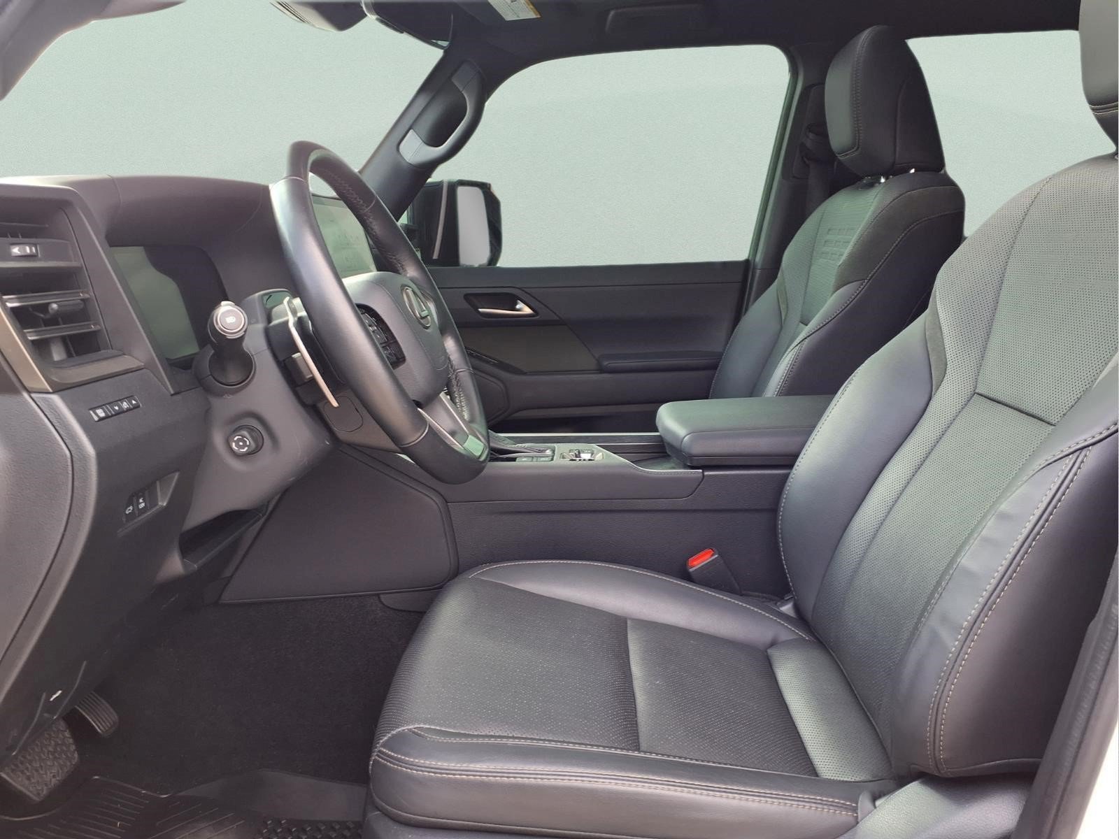 Used 2024 Lexus GX 550 AWD/4WD image 10