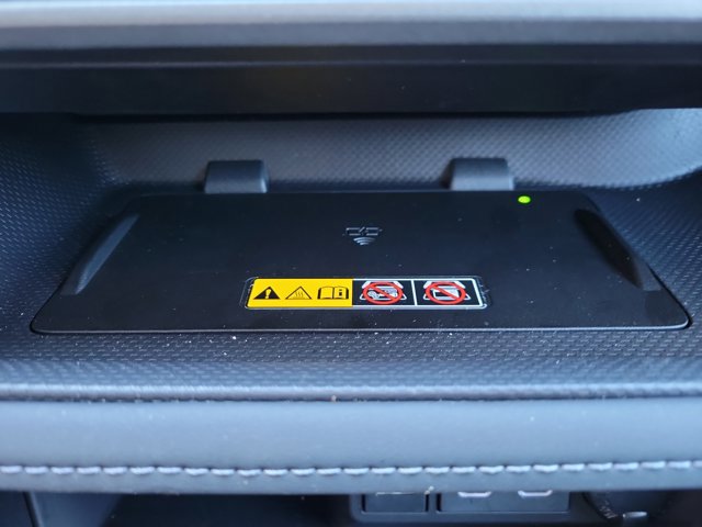 Used 2026 Toyota Highlander Limited image 16