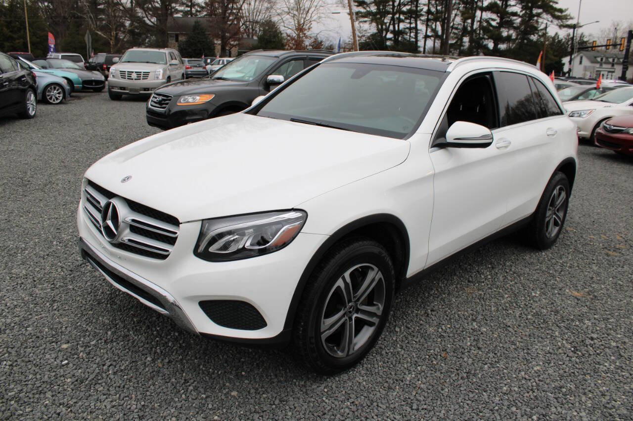 Used 2019 Mercedes-Benz GLC 300 GLC 300 4MATIC AWD 4dr SUV image 2