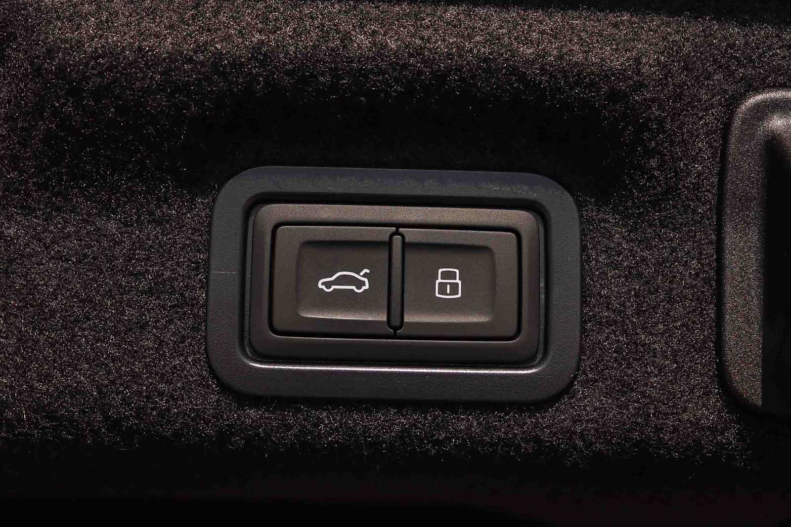 New 2026 Audi A6 Premium Plus AWD/4WD image 37