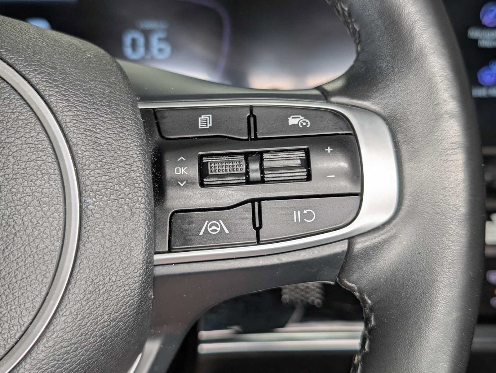 Certified 2023 Kia Sportage EX AWD/4WD image 37