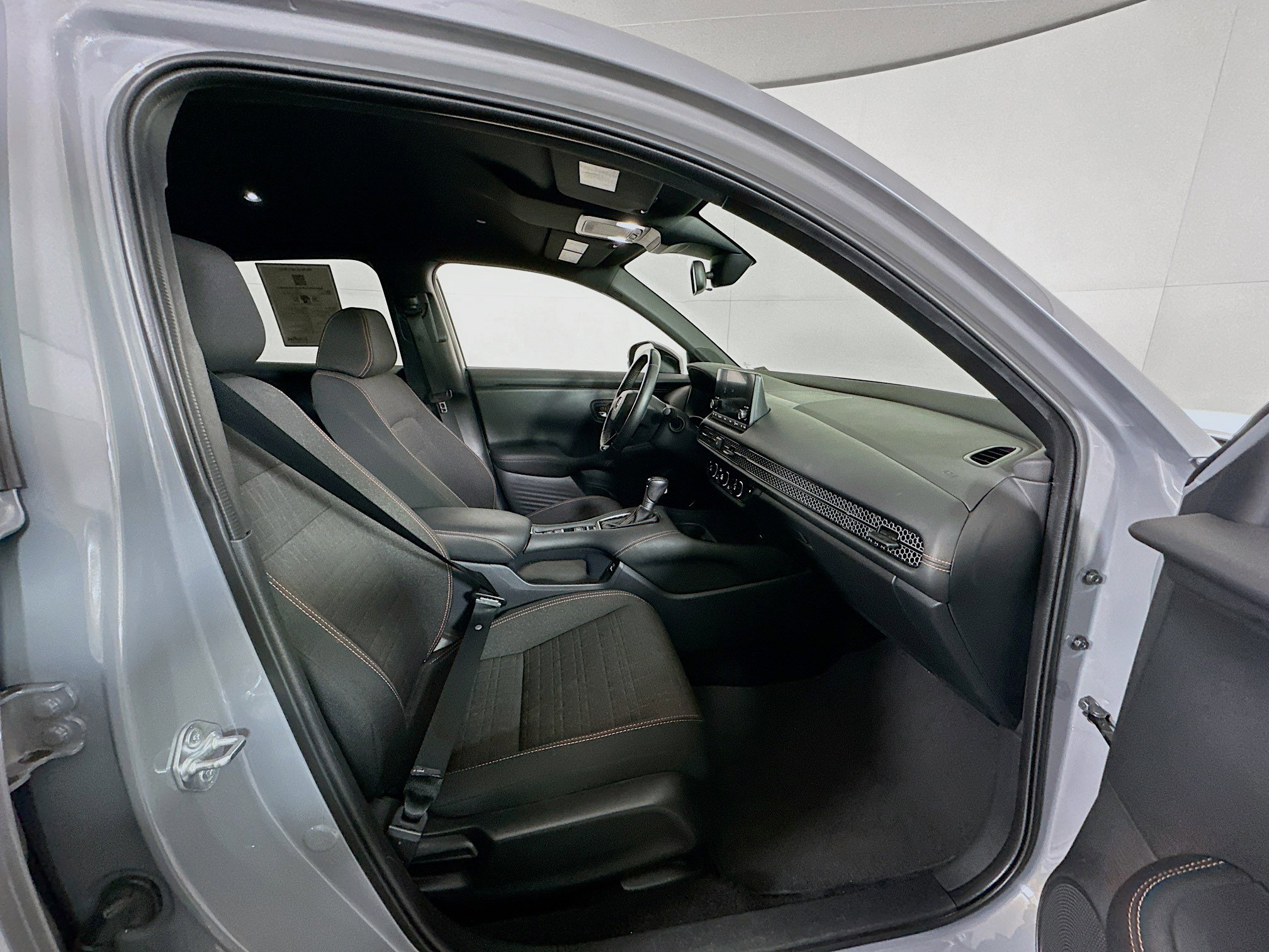 Used 2023 Honda HR-V Sport image 31