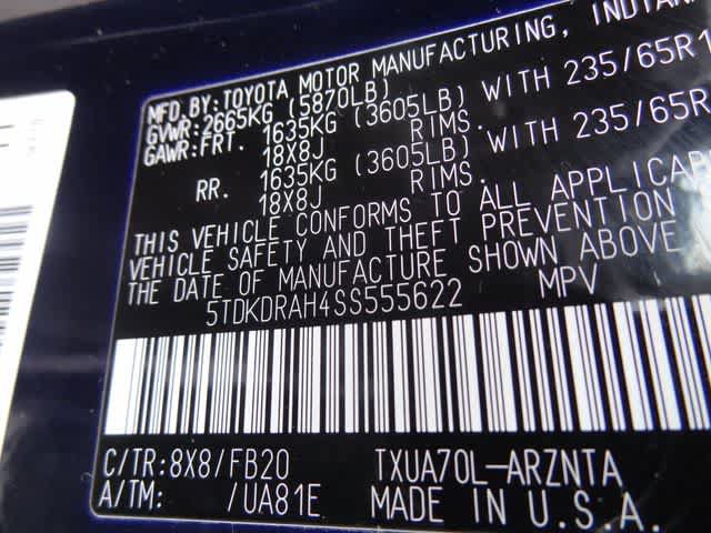 Certified 2025 Toyota Highlander LE FWD image 40