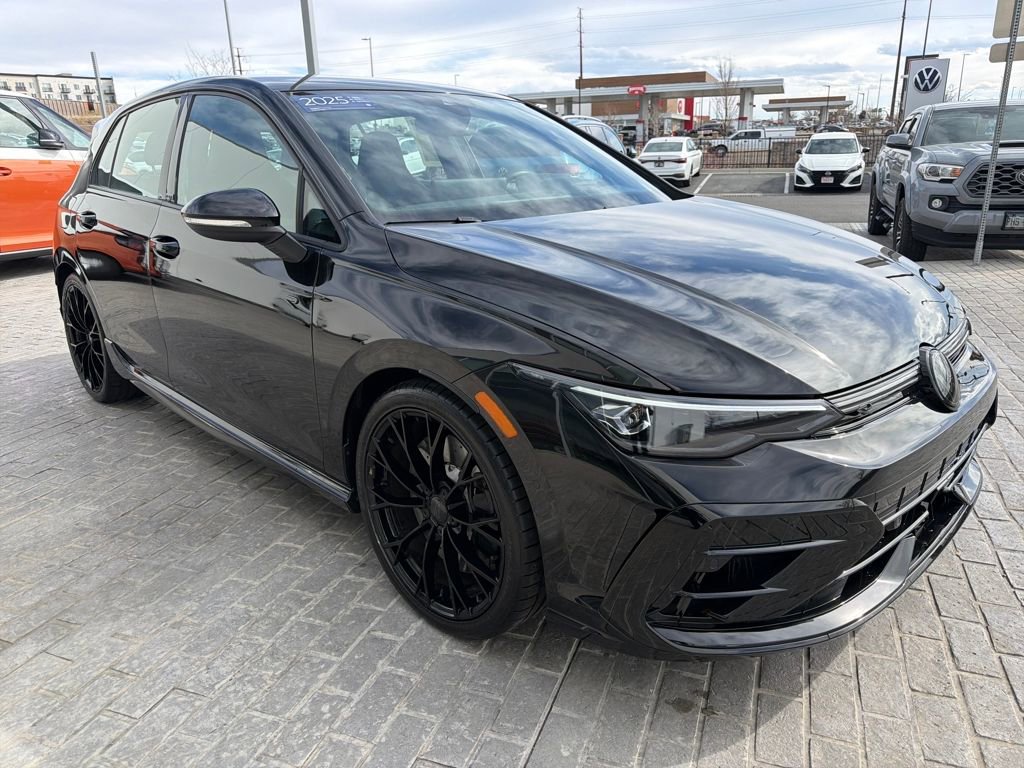 Certified 2025 Volkswagen Golf R Black Edition w/ Euro Stye Package image 9