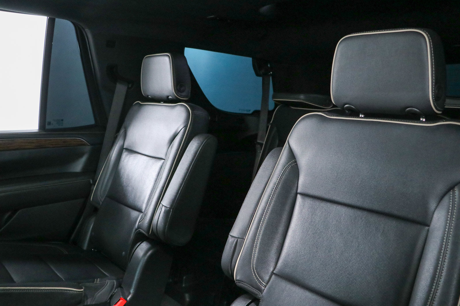Used 2022 Chevrolet Tahoe Premier RWD image 29