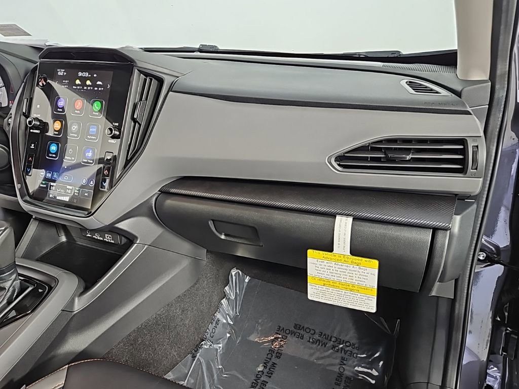 Certified 2025 Subaru Crosstrek 2.5i Limited w/ Crosstrek Mirror Package image 17