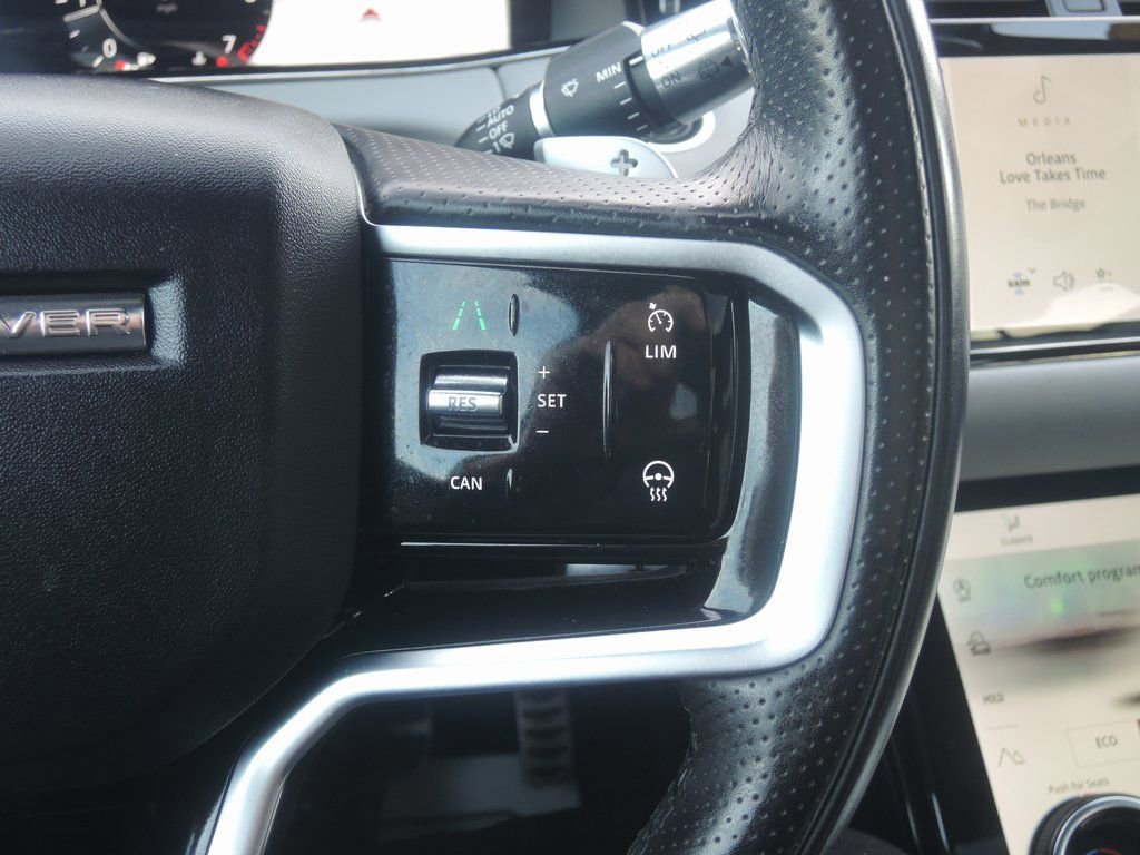 Used 2022 Land Rover Range Rover Evoque R-Dynamic S image 16