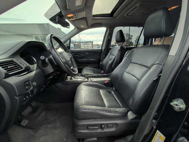 Used 2018 Honda Pilot Touring image 4