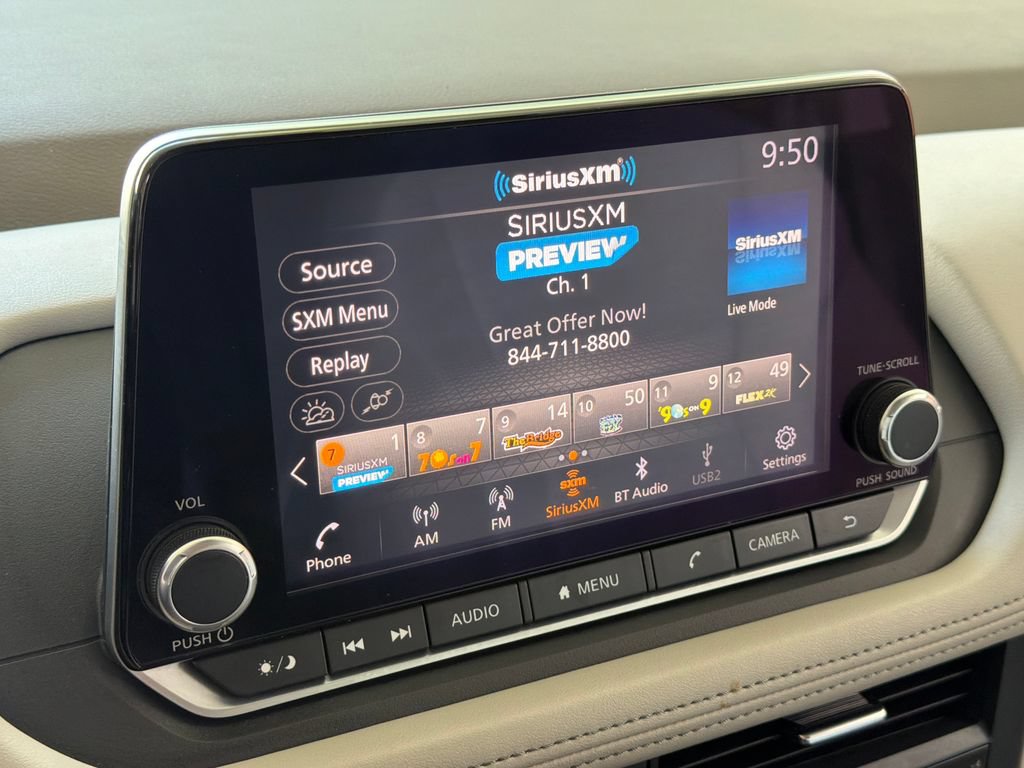 Used 2023 Nissan Rogue SV FWD image 7